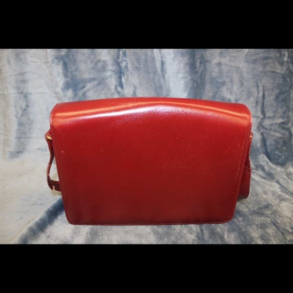 Red Leather Gucci Purse - Picture 4 of 9